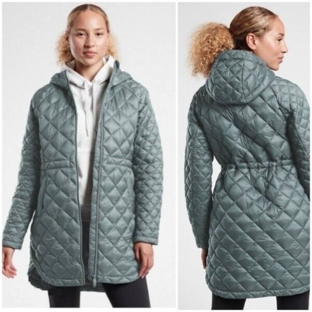 Athleta Whisper Featherless Parka in Metropolis Gray